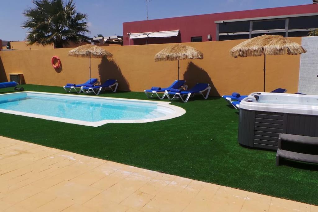 Luxury Villa At Golf Course Costa De Antigua Exterior foto